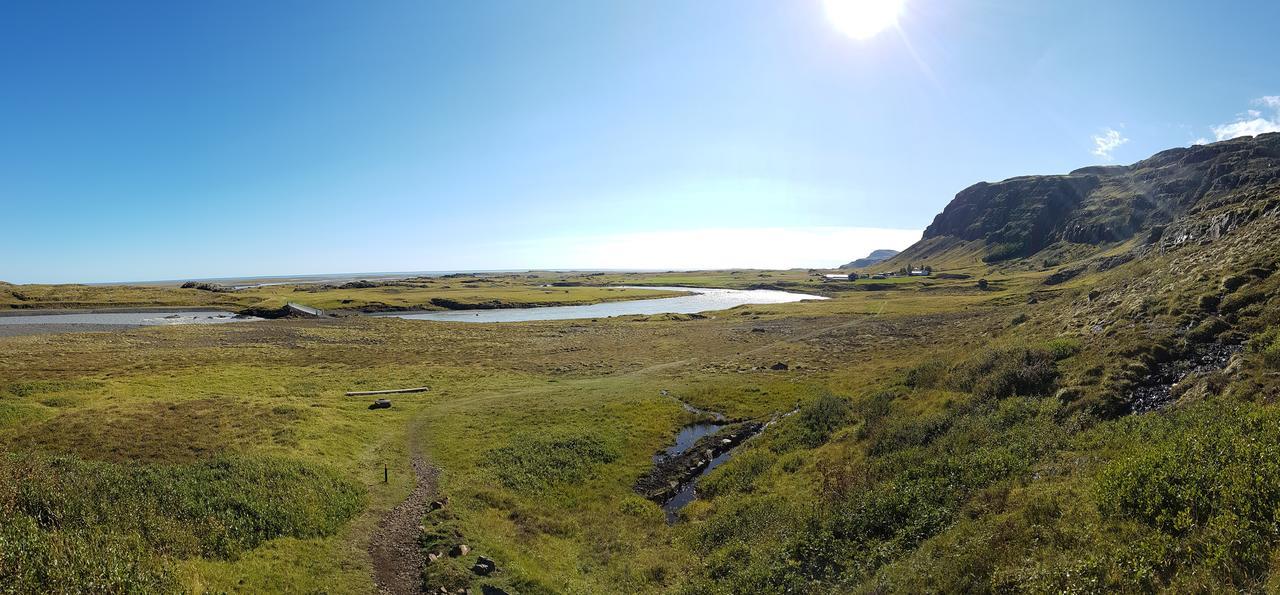 Guesthouse Skálafell Eksteriør billede